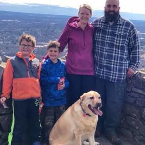 Meet your Posher, Alyson